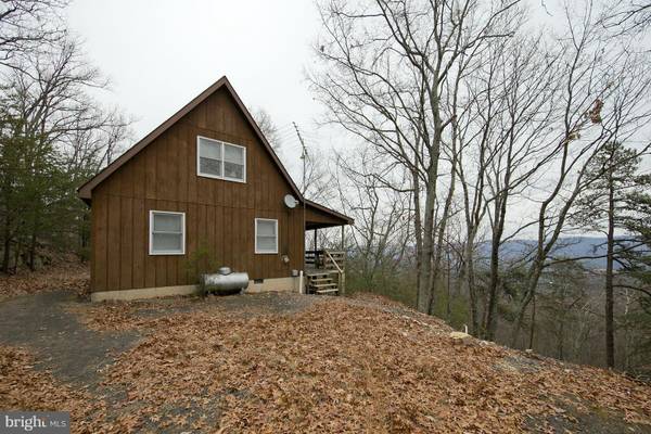 Fort Valley, VA 22652,609 WHIPPOORWILL LN