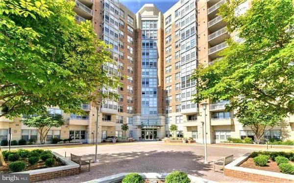 11800 SUNSET HILLS RD #825, Reston, VA 20190