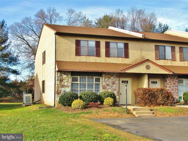 1017 OAKWOOD DR, Huntingdon Valley, PA 19006