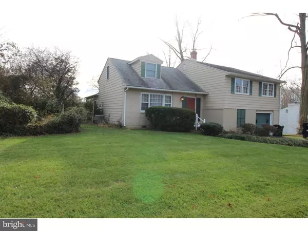 205 COUNTRY CLUB DR, Newark, DE 19711