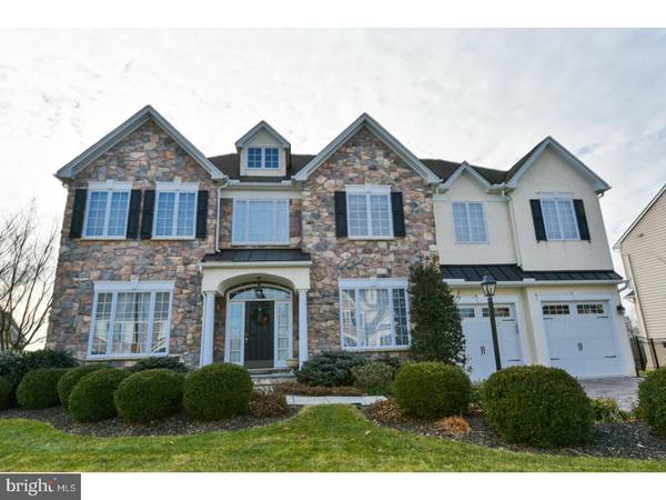 102 VERDANT DR, Phoenixville, PA 19460