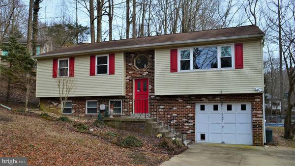 9001 MARCELLAS DR, Owings, MD 20736