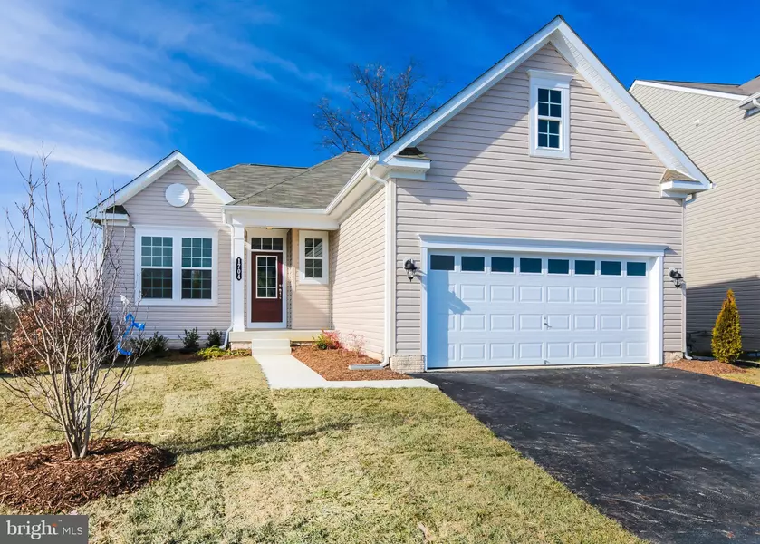 1704 HUDGINS FARM CIR, Fredericksburg, VA 22408