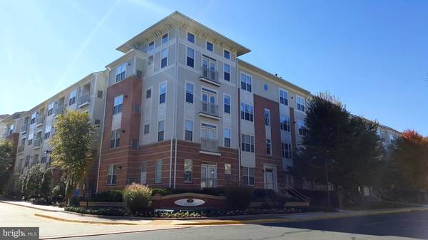 9490 VIRGINIA CENTER BLVD #223, Vienna, VA 22181