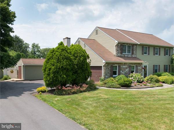 121 HOLLY DR, Downingtown, PA 19335