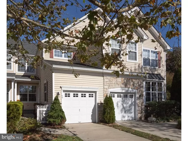 42 CROWS NEST CT, Mount Laurel, NJ 08054