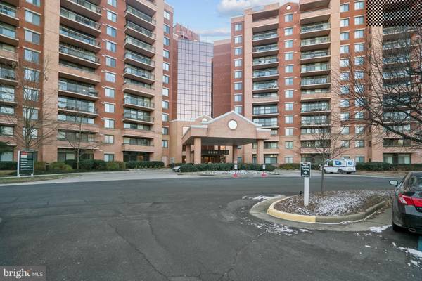 2230 GEORGE C MARSHALL DR #1213, Falls Church, VA 22043