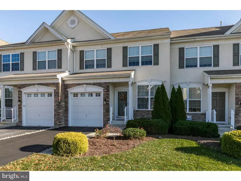 16 NEWBERRY CT, Glen Mills, PA 19342