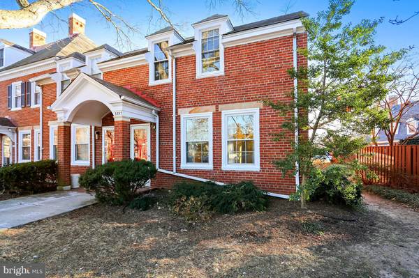 3393 S STAFFORD ST, Arlington, VA 22206