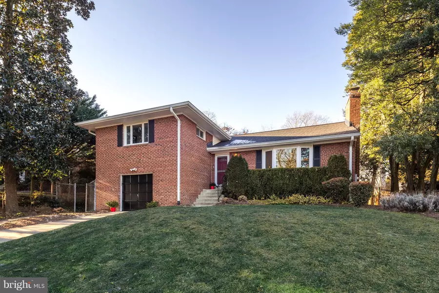 4515 TRAYMORE ST, Bethesda, MD 20814