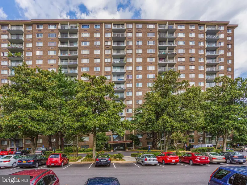 2059 HUNTINGTON AVE #405, Alexandria, VA 22303