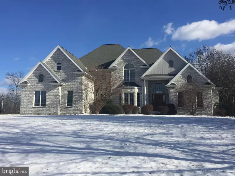 3280 MUIRFIELD DR, Chambersburg, PA 17202