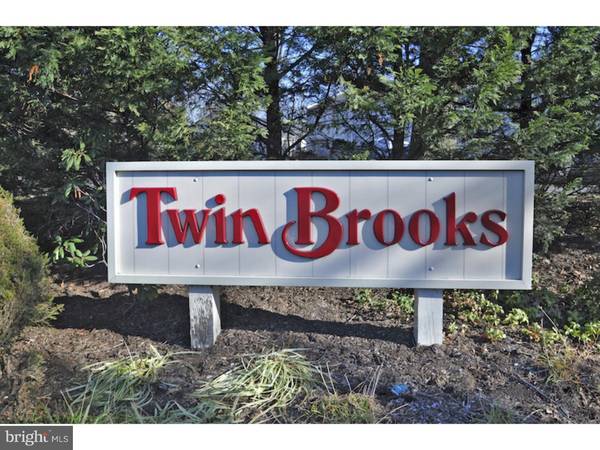 33 TWIN BROOKS DR #33E, Willow Grove, PA 19090