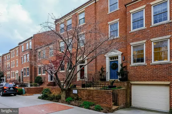 3636 WINFIELD LN NW, Washington, DC 20007