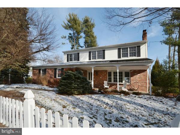 28 DELAWARE RIM DR, Yardley, PA 19067