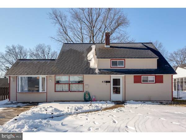 45 RUSTLEAF LN, Levittown, PA 19055