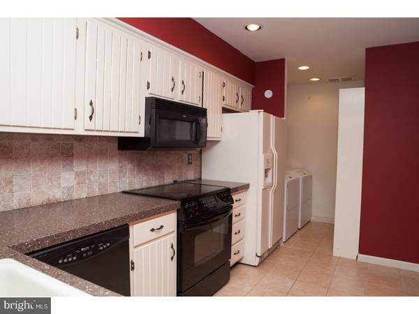 Downingtown, PA 19335,100 CAMPBELL CIR #D33