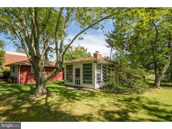 Laurel Springs, NJ 08021,40 FAIRMOUNT AVE