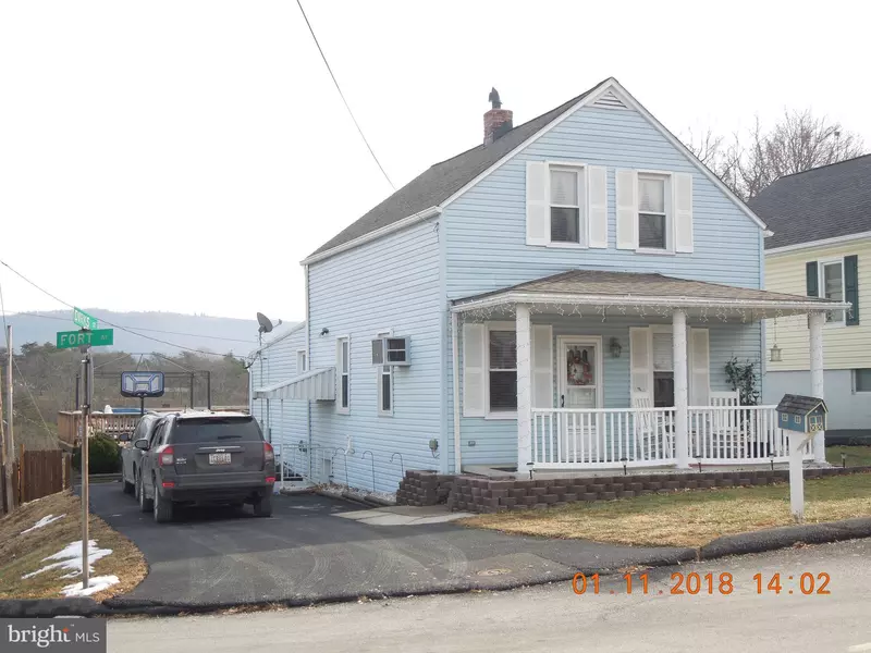 533 FORT AVE, Cumberland, MD 21502