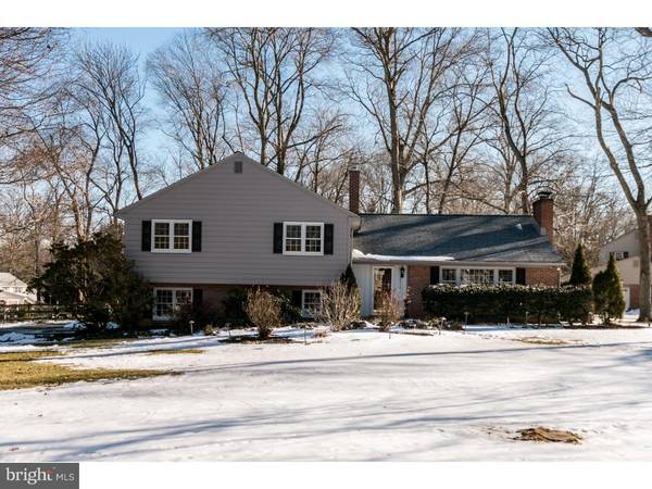 2517 FOULK WOODS RD, Wilmington, DE 19810