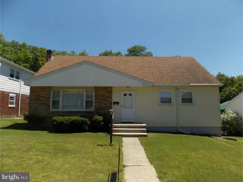 513 LOMBARD ST, Tamaqua, PA 18252