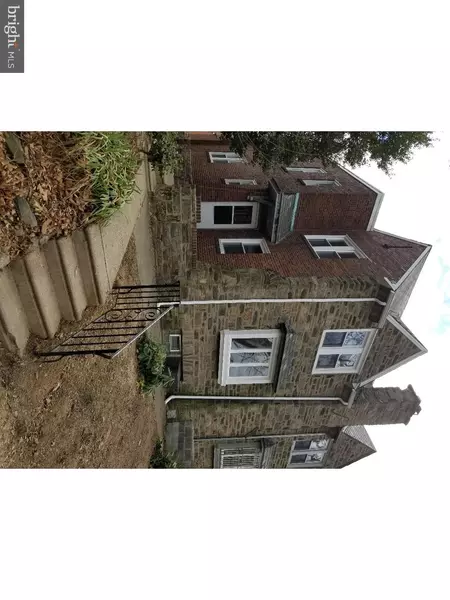 6715 LARGE ST, Philadelphia, PA 19149