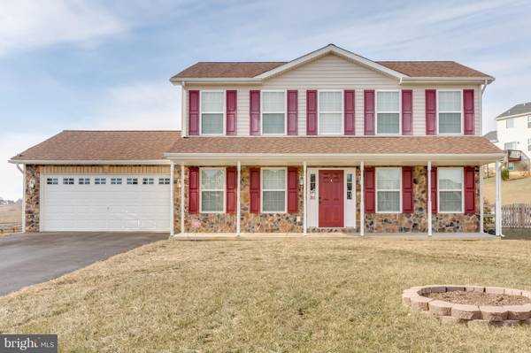 7 SPYGLASS DR, Martinsburg, WV 25403