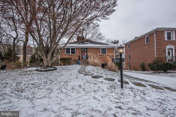 6724 CHURCHILL RD, Mclean, VA 22101