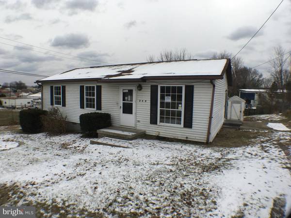 200 PEACH TREE DR, Ranson, WV 25438