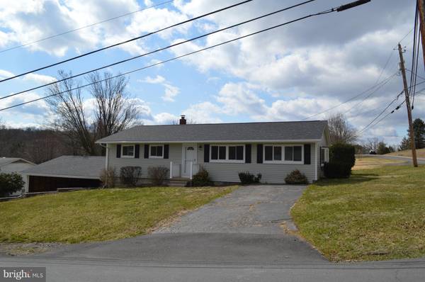 20 POWNALL DR, Ridgeley, WV 26753