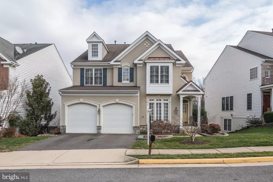 5847 GOVERNORS HILL DR, Alexandria, VA 22310