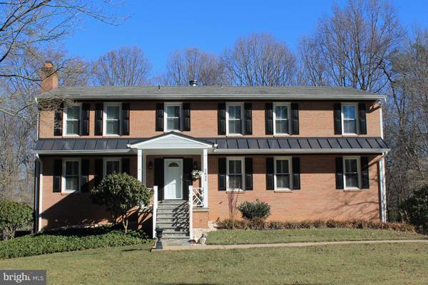 2833 RIFLE RIDGE RD, Oakton, VA 22124