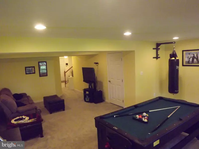 21 DON QUIXOTE DR, Charles Town, WV 25414