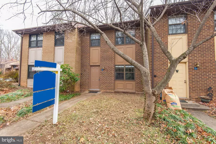 2037 HEADLANDS CIR, Reston, VA 20191