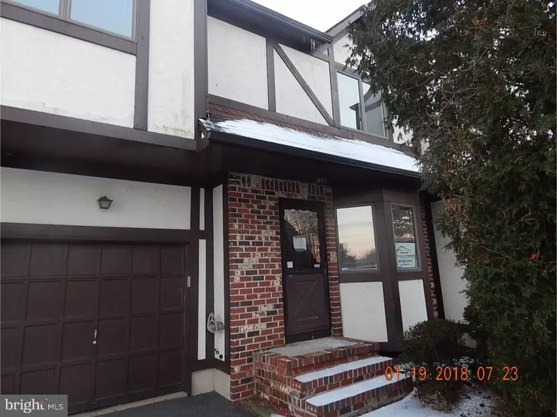 3 BALAMOR LN, Ewing, NJ 08628