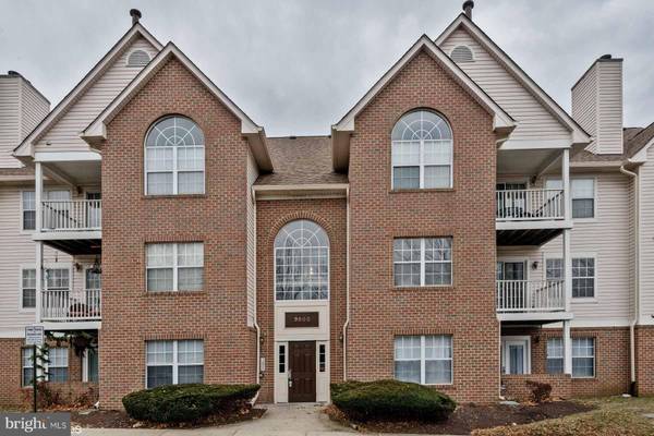 9605 LAKE POINTE CT #202, Upper Marlboro, MD 20774