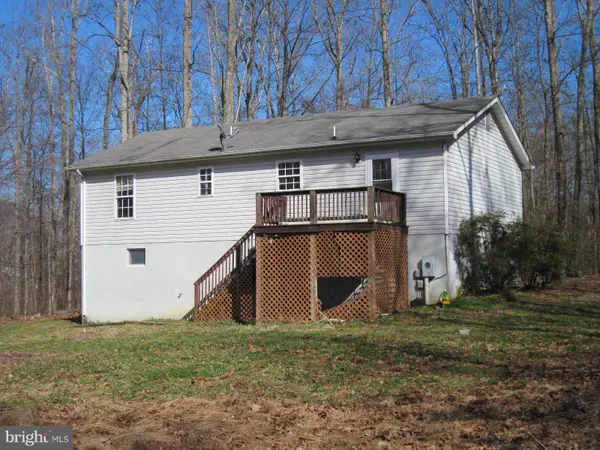 Reva, VA 22735,5876 RIVERBEND LN