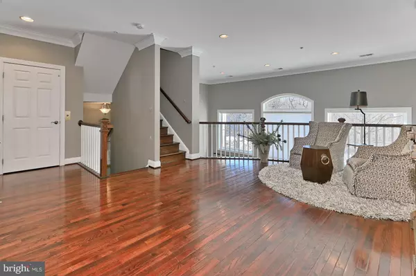 Reston, VA 20191,2046 BEACON HEIGHTS DR