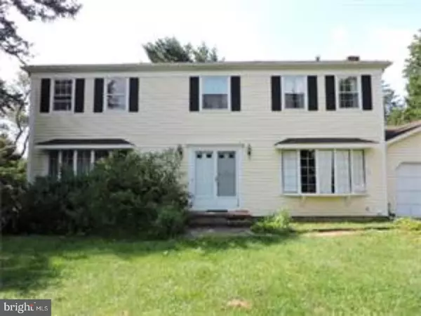 Lawrence Township, NJ 08648,8 IVY GLEN LN