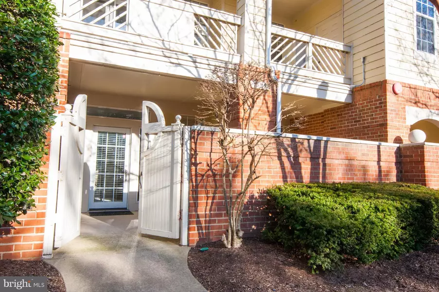 1329 GARDEN WALL CT #508, Reston, VA 20194