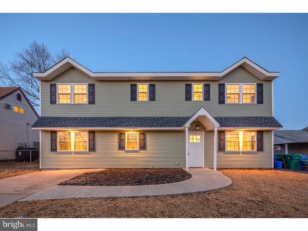 14 RUSTLEAF LN, Levittown, PA 19055