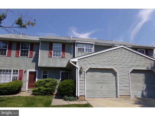 17 ROANOKE CT, Bordentown, NJ 08505