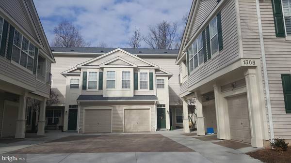 1305 WINDLEAF DR #173, Reston, VA 20194