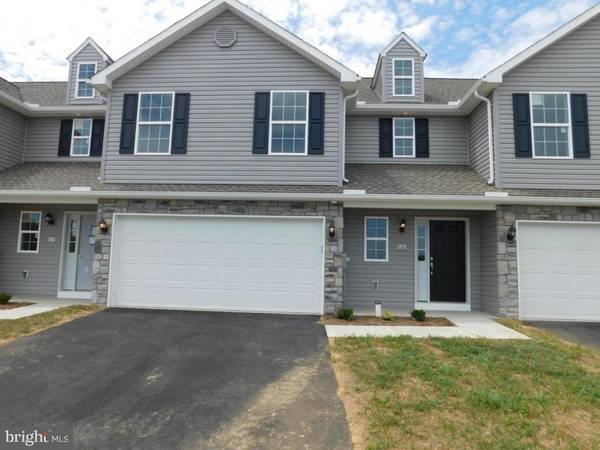 90 CORTLAND XING #56, Palmyra, PA 17078