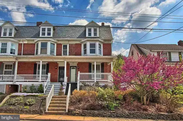 321 ATLANTIC AVE, Red Lion, PA 17356