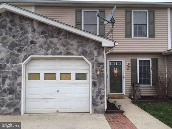 1D PIN OAK DR, Gettysburg, PA 17325