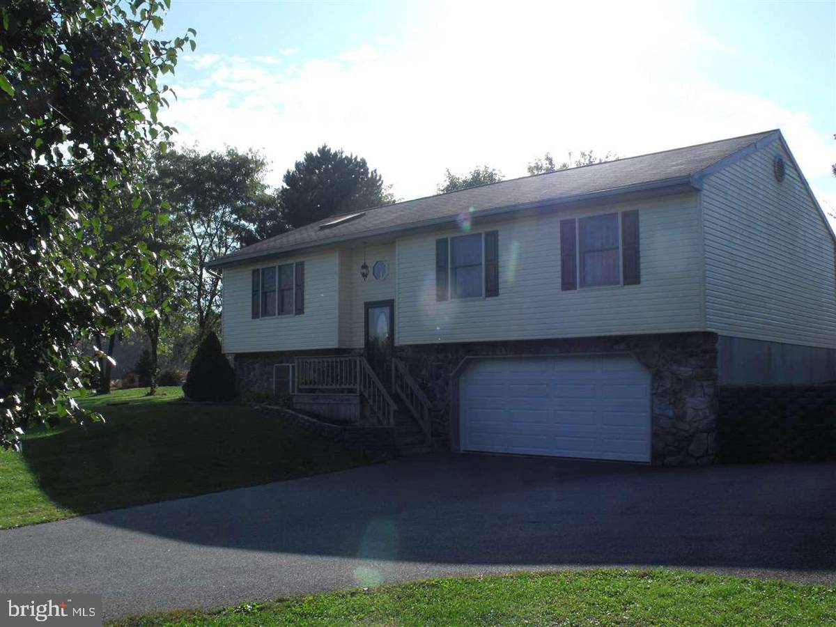 Thomasville, PA 17364,7 HITCHING POST CIR