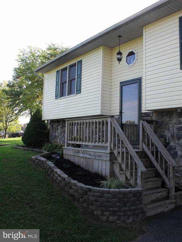 Thomasville, PA 17364,7 HITCHING POST CIR