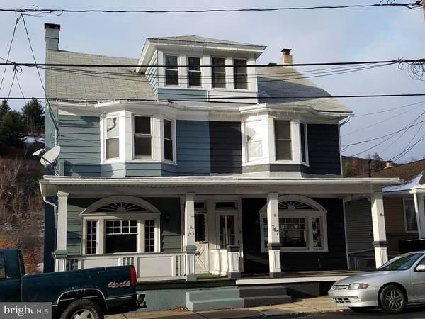 745 E BROAD ST, Tamaqua, PA 18252