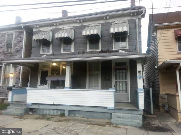 13 & 15 CHESTNUT ST, Lewistown, PA 17044